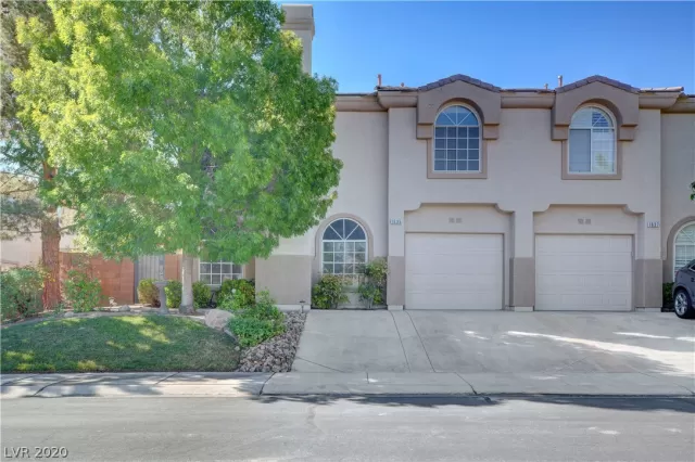 MLS: 2213941 Condo For Sale