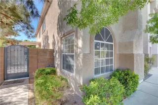 Photo #2: 2213941 Listing 