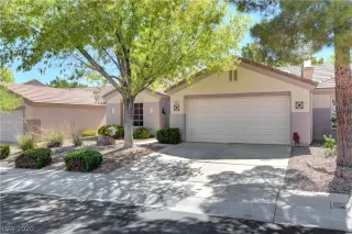 Photo #1: 2213972 Listing