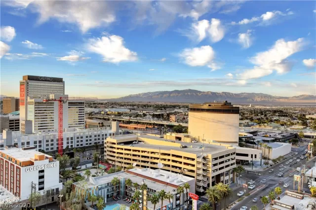 MLS: 2214010 Condo For Sale