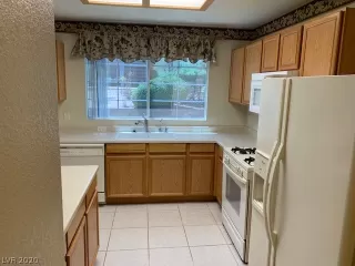 Photo #4: 2214041 Listing 