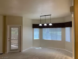 Photo #5: 2214041 Listing 