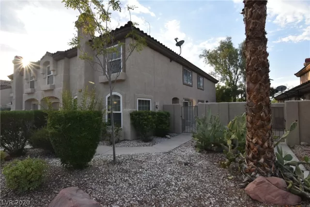 MLS: 2214154 Condo For Sale