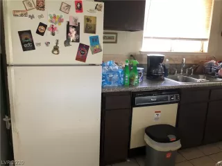 Photo #5: 2214200 Listing 