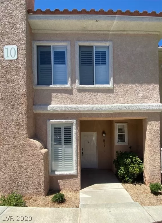 MLS: 2214212 Condo For Sale