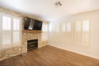 Photo #3: 2214212 Listing 