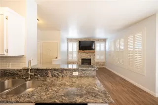 Photo #6: 2214212 Listing 