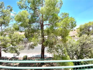 Photo #3: 2214230 Listing