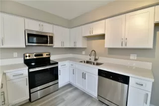 Photo #3: 2214232 Listing