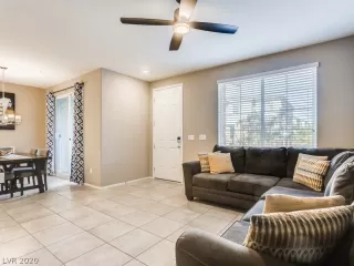 Photo #4: 2214265 Listing