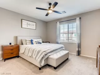 Photo #5: 2214265 Listing