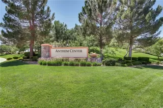 Photo #1: 2214285 Listing