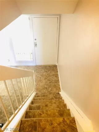 Photo #3: 2214288 Listing