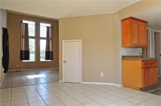 Photo #3: 2214395 Listing 