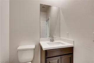 Photo #6: 2214435 Listing