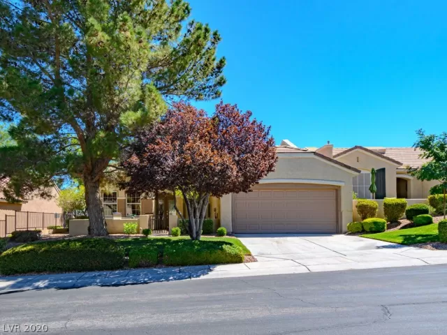 MLS: 2214447 Condo For Sale