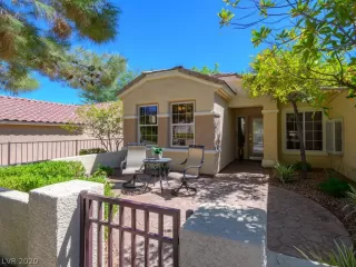 Photo #5: 2214447 Listing 