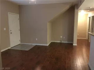 Photo #3: 2214453 Listing 