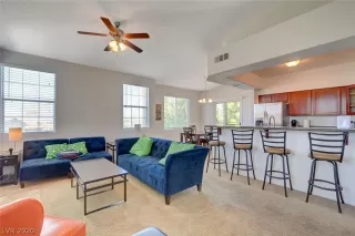 Photo #5: 2214470 Listing