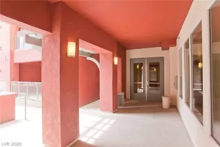 Photo #6: 2214655 Listing