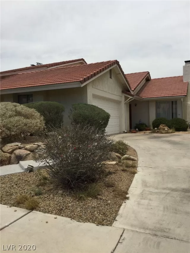 MLS: 2214670 Condo For Sale