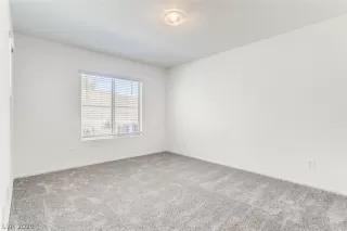 Photo #3: 2214675 Listing