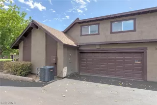 Photo #1: 2214777 Listing