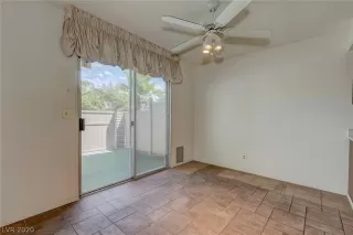 Photo #6: 2214777 Listing