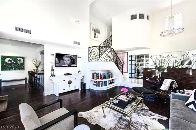 MLS: 2214780 Condo For Sale