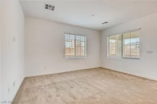 Photo #2: 2214788 Listing