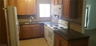 Photo #6: 2214792 Listing 