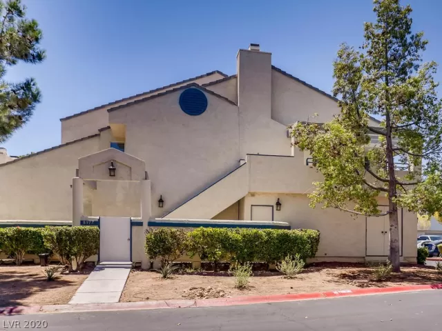 MLS: 2214819 Condo For Sale