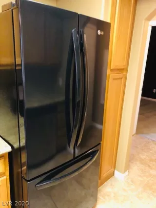 Photo #4: 2214830 Listing 