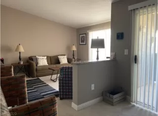 Photo #1: 2214885 Listing