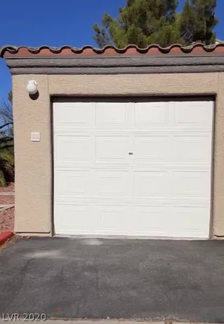 Photo #6: 2214885 Listing