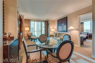 Photo #3: 2214965 Listing