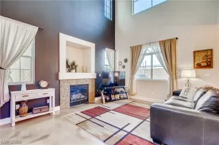 Photo #5: 2215112 Listing 