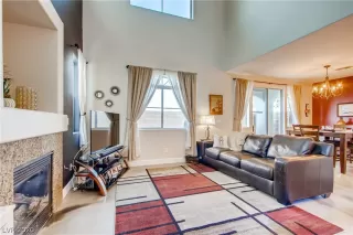 Photo #6: 2215112 Listing 