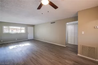 Photo #4: 2215183 Listing