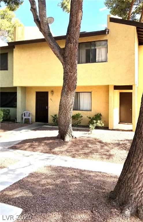 MLS: 2215193 Condo For Sale