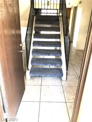 Photo #5: 2215193 Listing