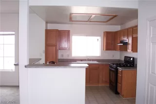 Photo #3: 2215198 Listing 