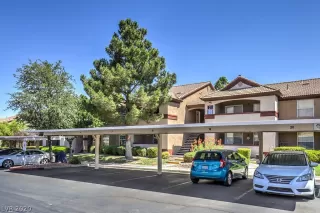 Photo #1: 2215222 Listing