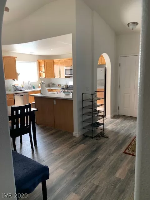 MLS: 2215223 Condo For Sale