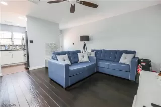 Photo #2: 2215241 Listing