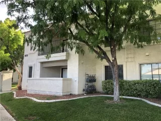 Photo #2: 2215267 Listing