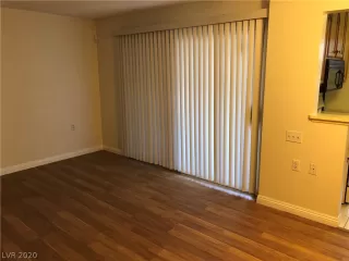 Photo #6: 2215267 Listing