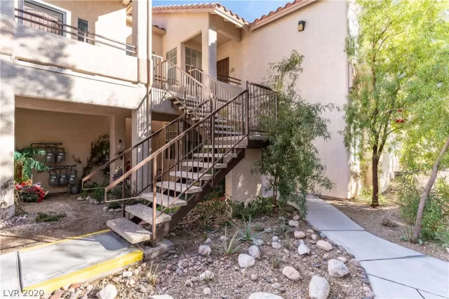 MLS: 2215330 Condo For Sale