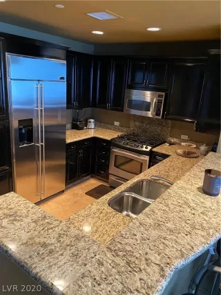 Photo #3: 2215353 Listing 