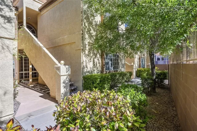 MLS: 2215355 Condo For Sale